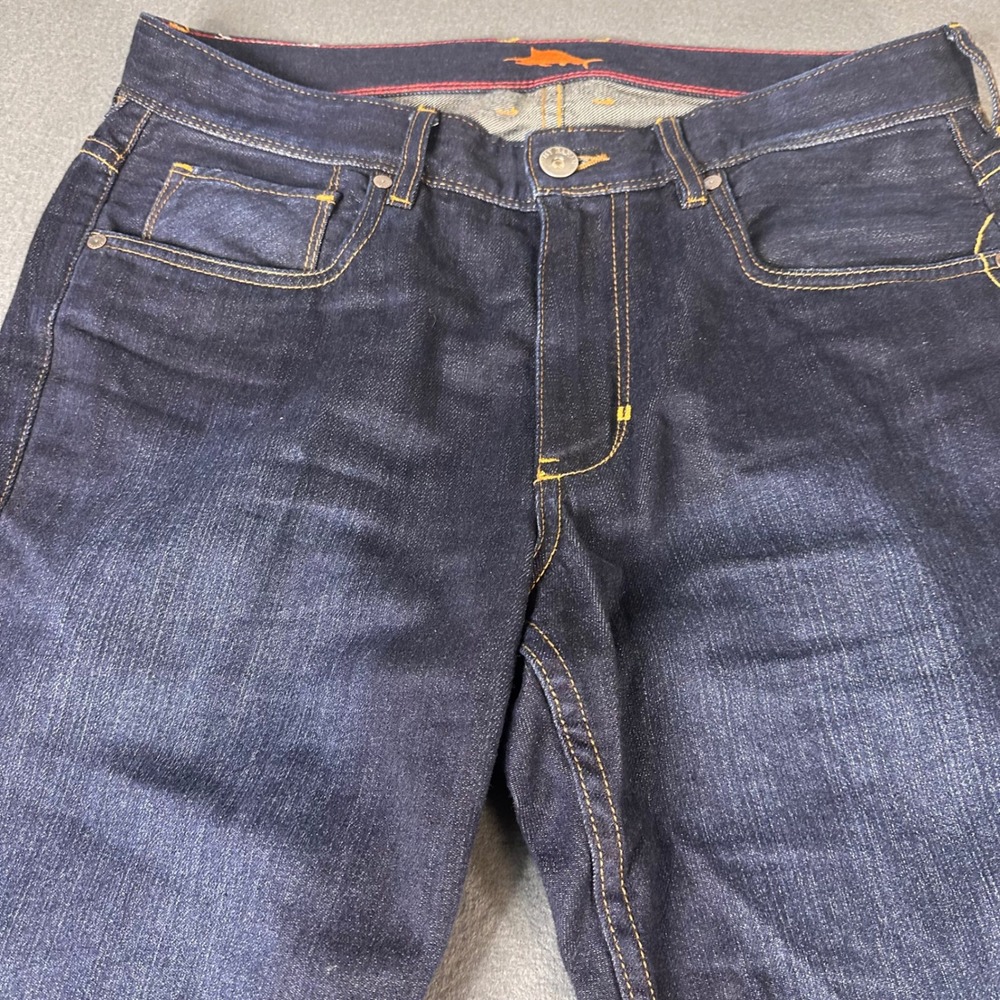 Tommy Bahama Mens Relaxed Fit Jeans Dark Indigo Blue Denim 32x29 - Picture 3 of 12